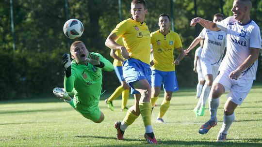 Wejście smoka, gra do końca i remis w meczu Cisowianka Drzewce – Stal Kraśnik [zdjęcia]