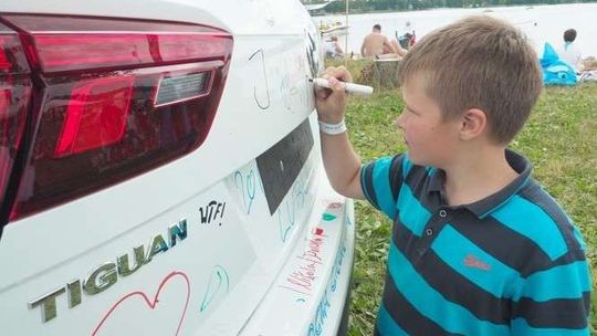 Wesoły weekend z Volkswagenem nad Jeziorem Białym