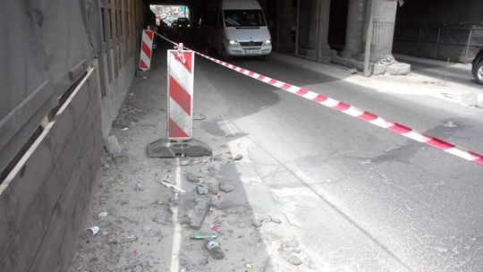 Wiadukt nad ul. Kunickiego nie ma szczęścia. Ile jeszcze potrwa przebudowa?