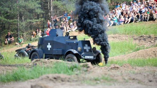 Widowiskowa rekonstrukcja potyczki Polaków z Niemcami (zdjęcia, wideo)