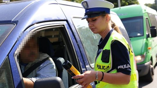 Więcej policji na drogach. Będą kontrolować kierowców