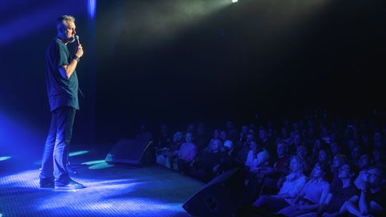 Wieczór ze stand-upem - Tomasz Boras i Mariusz Dąbrowski - na zakończenie sezonu w Zgrzycie