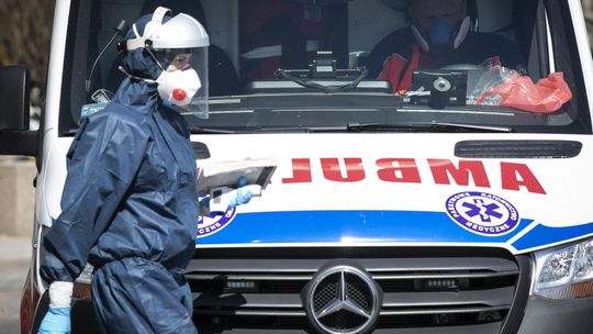 Wieczorny raport o koronawirusie w Polsce [4 maja]. Zmarło 15 pacjentów