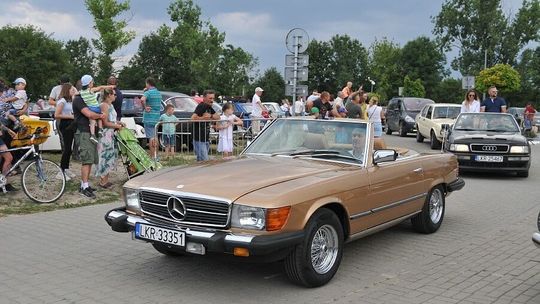 Wiekowe fury i Elvis. Kraśnik w niedzielę wróci do przeszłości