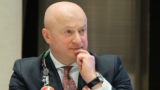 Wielka czystka w urzędzie marszałkowskim? "Nie wiem czy jest potrzebnych 1400 pracowników"