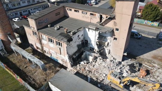 Wielka rozbiórka starej kotłowni. Co powstanie w tym miejscu? 