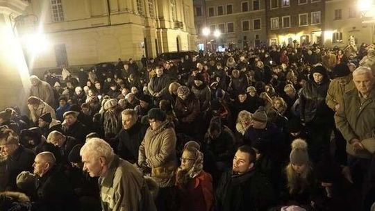 Wielki Piątek w Lublinie. Droga Krzyżowa ulicami Starego Miasta