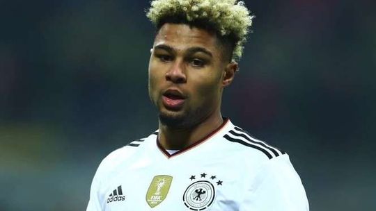 Wielkie gwiazdy futbolu zagrają na polskich boiskach. Najgłośniejsze nazwiska