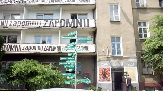 Wielkie manewry na działkach miasta