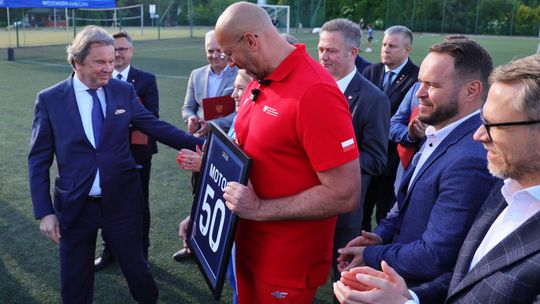 Wielkie pieniądze na budowę boisk! Rutnicki: Na nowych Lewandowskich i nowe Pajor