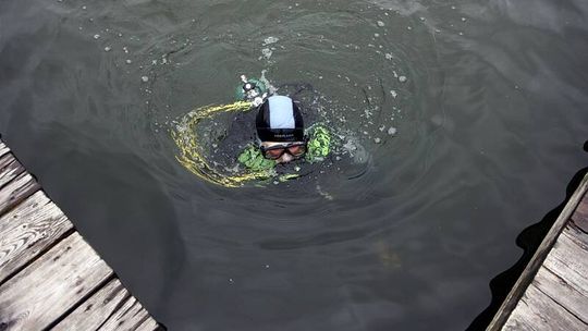 Wielkie podwodne sprzątanie jeziora Białego