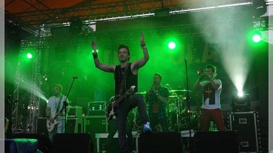 Wielkie tłumy na koncercie Enej (zdjęcia)