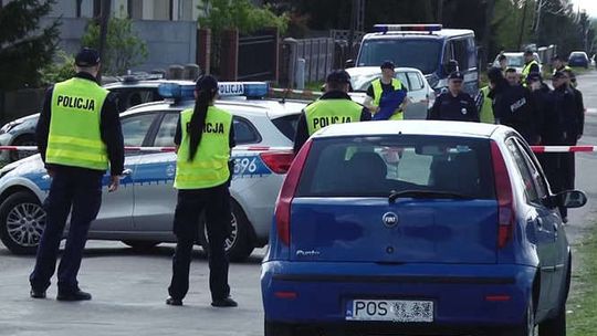 Wielkopolska: 55-latek zaatakował policjantów siekierą