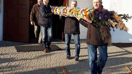 Wielkość tej palmy wielkanocnej robi wrażenie [zdjęcia]