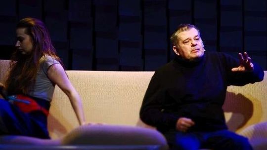 "Wieloryb chce". Krzysztof Globisz na scenie Teatru Starego w Lublinie