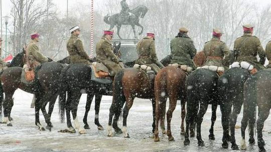 Wiersze i opłatek na Placu Litewskim