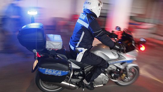 Więzień uciekł policjantom sprzed sądu w Puławach