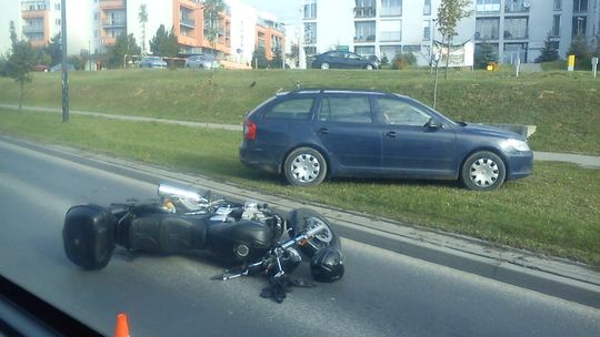 Willowa: Kierowca chciał zawrócić, nie zauważył motocykla