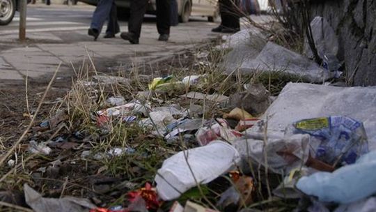 Wiosenne porządki w mieście. Masz śmieci? Dzwoń i pisz do Ratusza