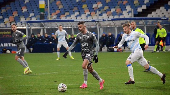 Wisła Puławy kontra Radunia Stężyca, czyli mecz drużyn, które zawodzą