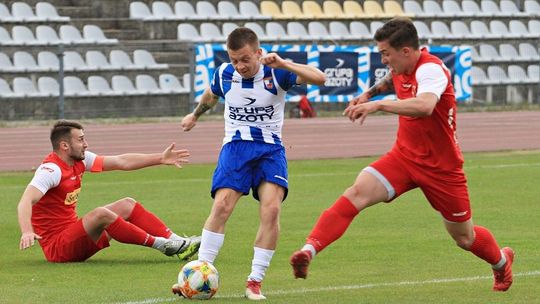Wisła Puławy - Orlęta Spomlek 0:0. Remis, który bardziej cieszy gości