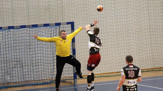 Wisła Sandomierz – Padwa Zamość 24:37. Wykonali swoje zadanie