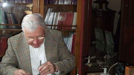 Wizyta mistrza zegarmistrza  w Muzeum w Kozłówce