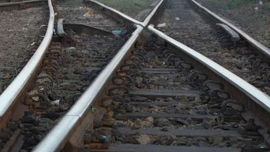 Wjechał ciągnikiem w szynobus. Odjechał z miejsca zdarzenia