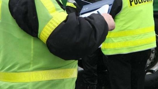 Wjechał do rowu i zasnął