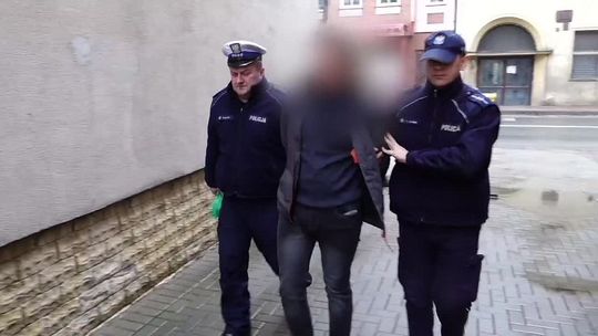 Wjechał w czwórkę dzieci i ich rodziców. 20-latek usłyszał zarzut