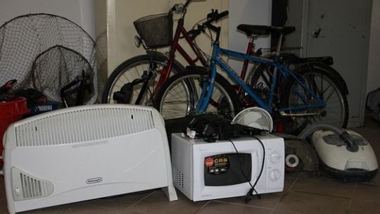 Włamywacze zatrzymani. Plądrowali domki letniskowe 