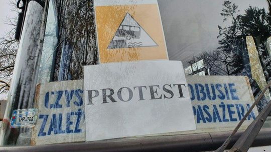 Właściciele firm transportowych są zrezygnowani. "Panuje ogromny chaos"