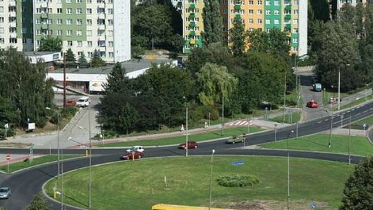 Własne M coraz tańsze, ale trudno o kredyt hipoteczny