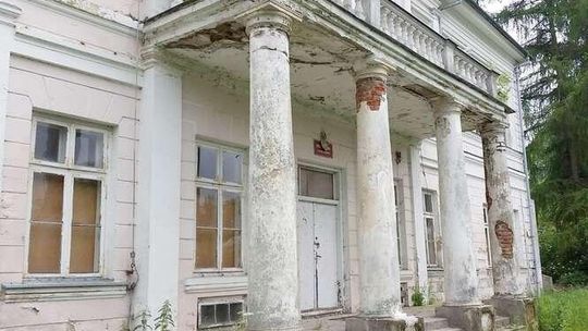 Włoch przypomniał sobie o pałacu w Orłowie Murowanym. Będzie remont?