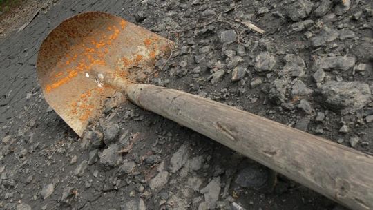 Włodawa. Zaatakował awanturnika łopatą 