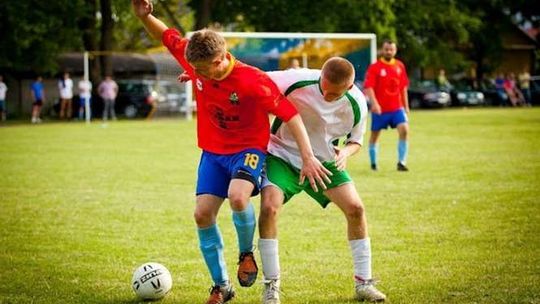 Włókniarz się utrzymał, Granica awansowała