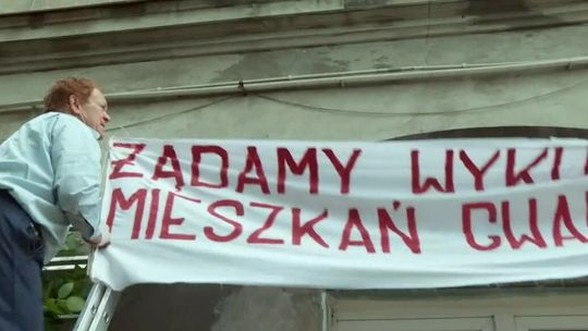 Włożyli pieniądze, by wyremontować zrujnowane mieszkania. „Teraz miasto chce sprzedać budynek deweloperowi”
