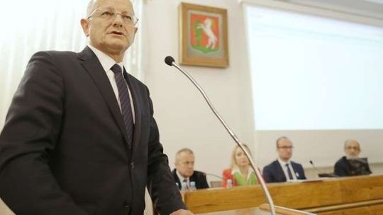 Wniosek o wygaszenie mandatu prezydenta Żuka. Mamy opinię prawnika, jest decyzja