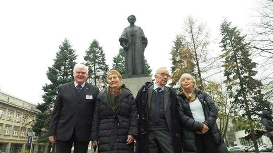 Wnuki Marii Skłodowskiej-Curie na UMCS. "Ciężko dorównać tak wybitnej postaci" [wideo]