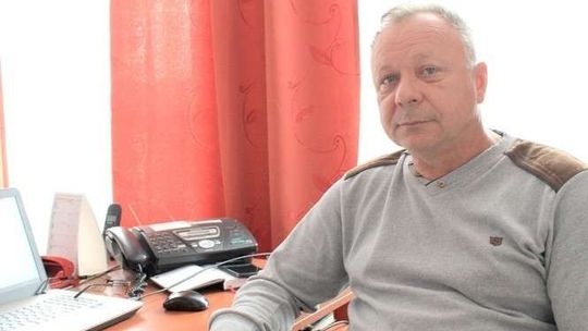 Woda zalewa rolnikom pola. "Bo za mało płacą"