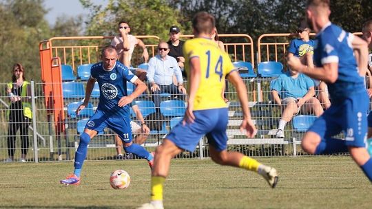 Wojciech Białek na razie nie dla Świdniczanki, dwa transfery trzecioligowca tuż-tuż