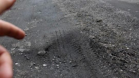 Wojciechów - Chojno Nowe. Droga gruntowa zamieni się w asfaltową 