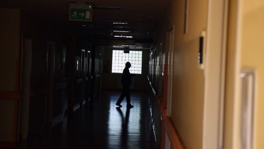 Wojewoda chce pieniędzy dla szpitali i sanepidu na walkę z koronawirusem