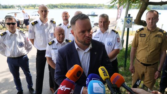 Startuje akcja "Bezpieczne Wakacje". Jest umowa na całodobowe dyżury WOPR