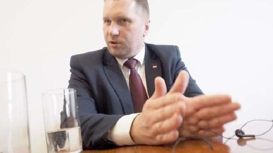 Wojewoda: Oddajcie LODR honorowo