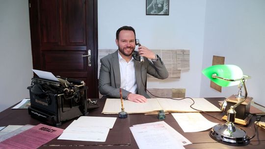 Wojewoda przed sądem za zdjęcie krzyża