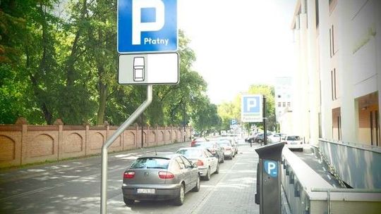 Wojewoda skontrolował strefę parkowania. Tu widzi niebezpieczeństwo