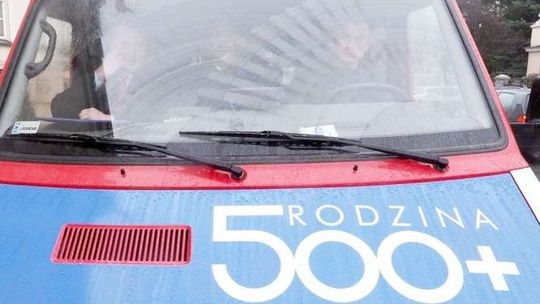 Wojewoda w busie „Rodzina 500+”. Urzędnicy będą jeździć po województwie