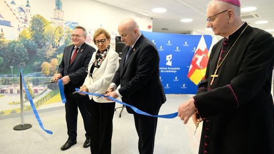 Wojewódzki Ośrodek Medycyny Pracy został rozbudowany. Otwarto centralną rejestrację