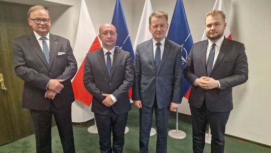 Wojskowe śmigłowce wylądują w Świdniku. MON daje zielone światło